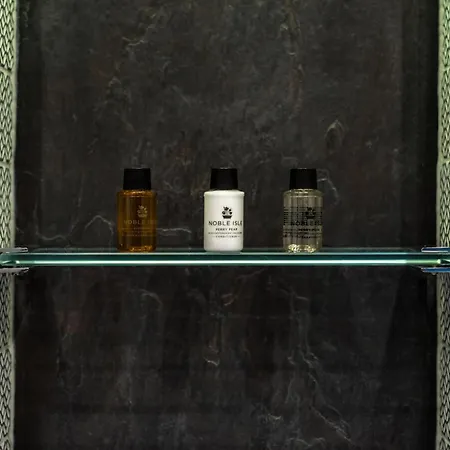 Broadoaks Boutique Πανσιόν 5*