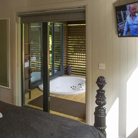 Πανσιόν Broadoaks Boutique 5*